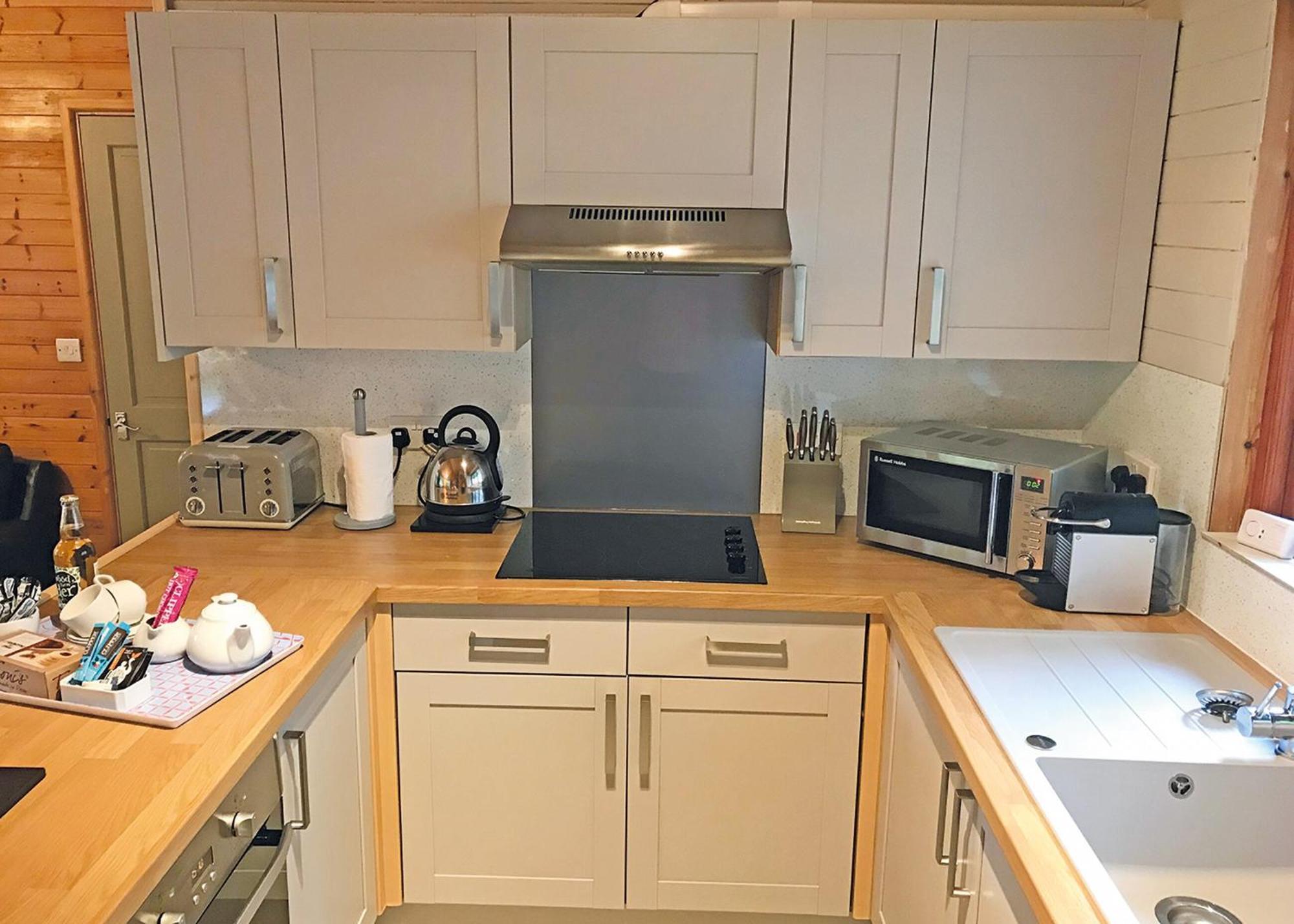 Ivyleaf Combe Lodges Stratton  部屋 写真